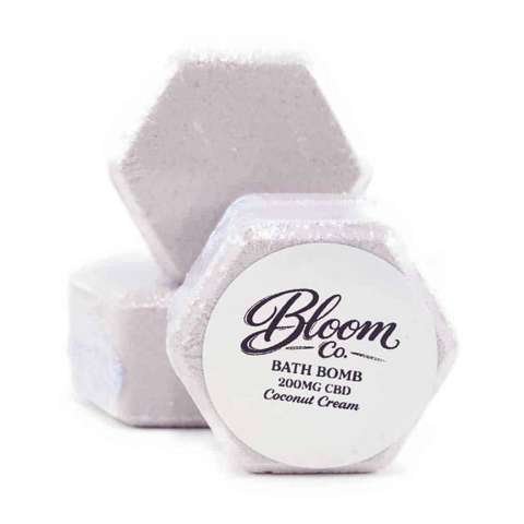 Bloom Co. – Coconut Cream Bathbomb – 200MG CBD